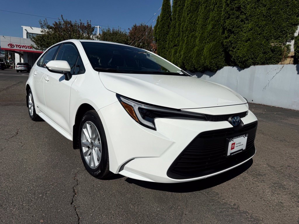 Certified 2025 Toyota Corolla Hybrid LE Sedan