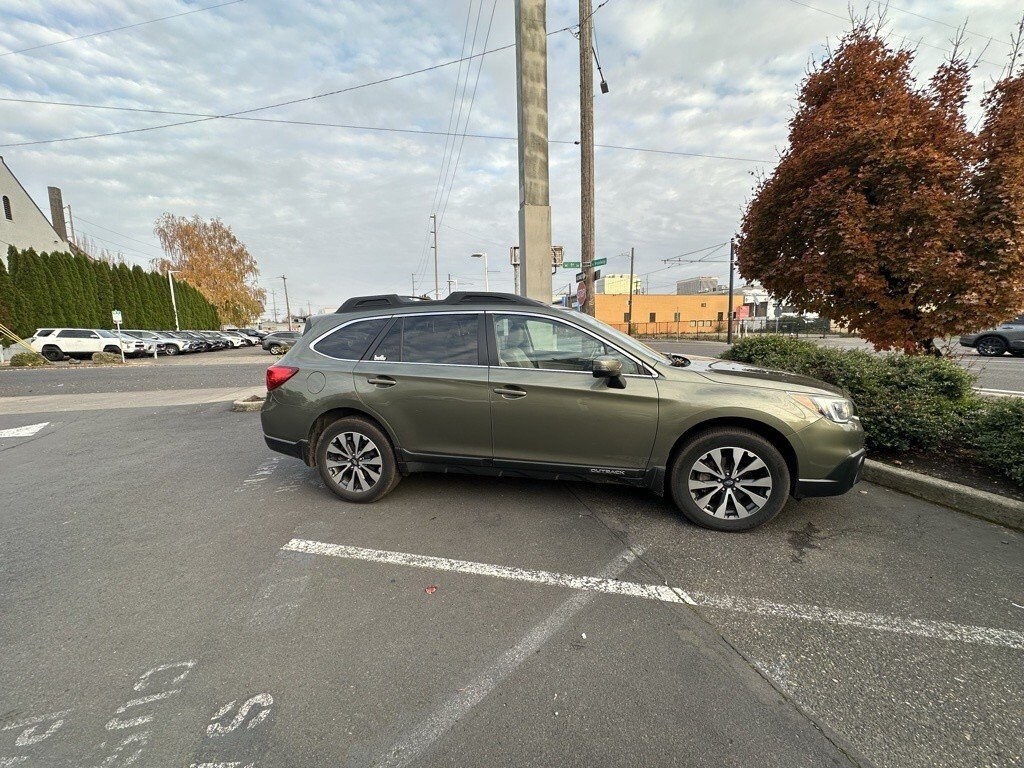 Used 2016 Subaru Outback 2.5i SUV