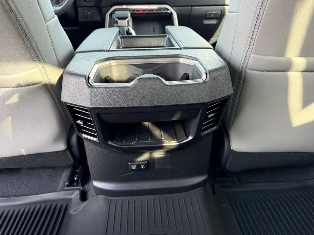 2026 Toyota Tundra SR5 - Photo 21