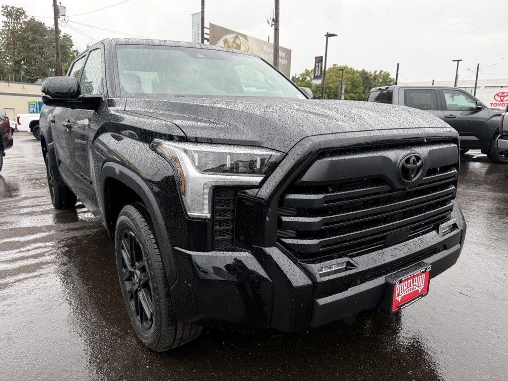New 2026 Toyota Tundra Limited LIMITED CREWMAX 5.5