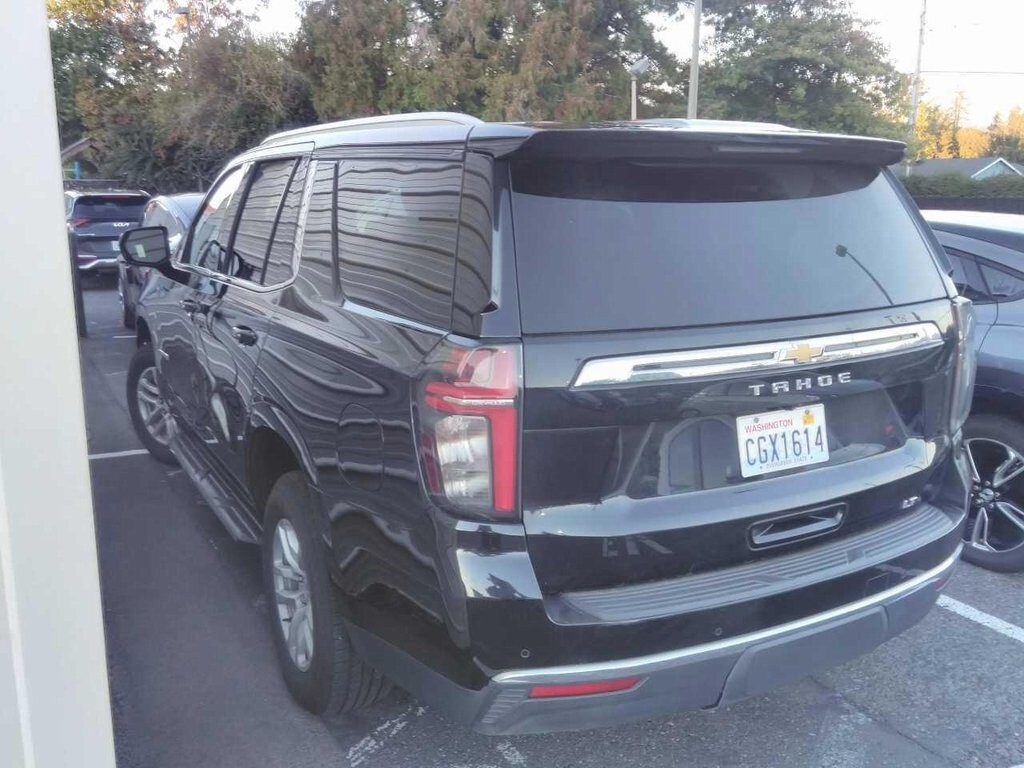 2023 Chevrolet Tahoe LT photo 2