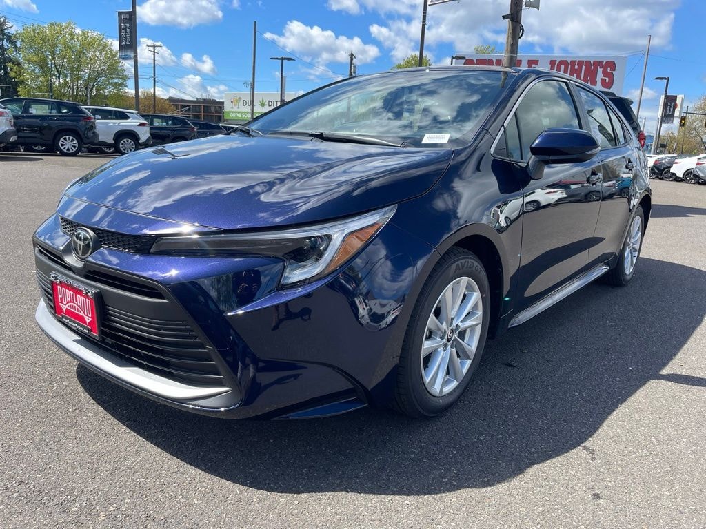 New 2026 Toyota Corolla Hybrid XLE XLE SEDAN