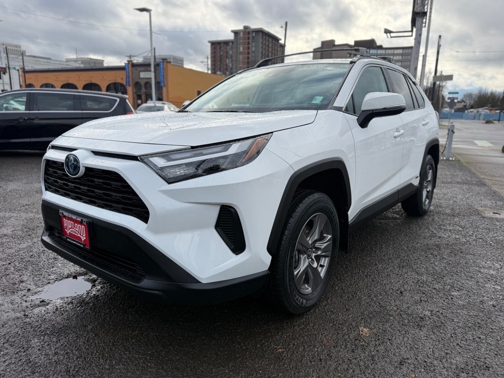 Used 2024 Toyota RAV4 Hybrid XLE SUV