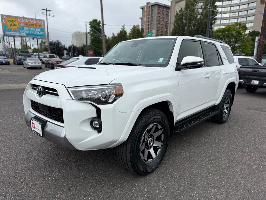 2024 Toyota 4Runner TRD Off-Road Premium photo 4