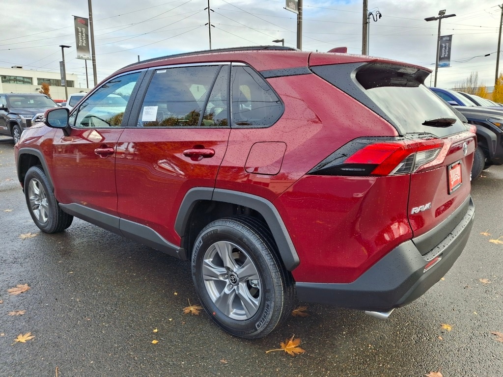 New 2025 Toyota RAV4 XLE XLE AWD SUV
