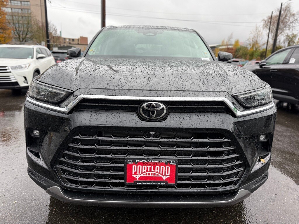 New 2026 Toyota Grand Highlander Hybrid Limited LIMITED HYBRID AWD