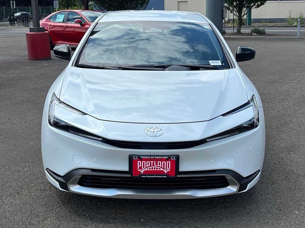 New 2026 Toyota Prius Plug-in Hybrid SE PLUG-IN HYBRID