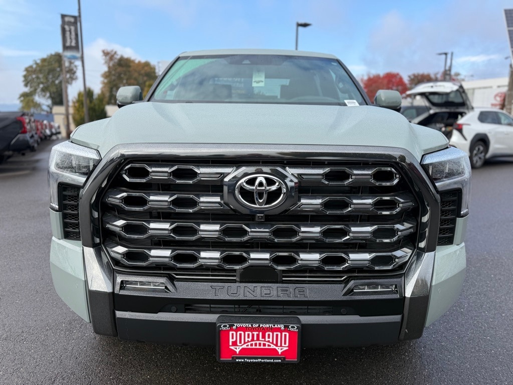 New 2026 Toyota Tundra i-FORCE MAX Platinum PLATINUM CREWMAX 5.5