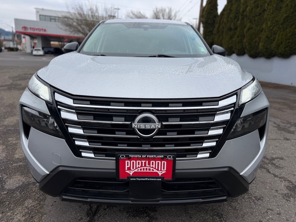 Used 2024 Nissan Rogue S SUV