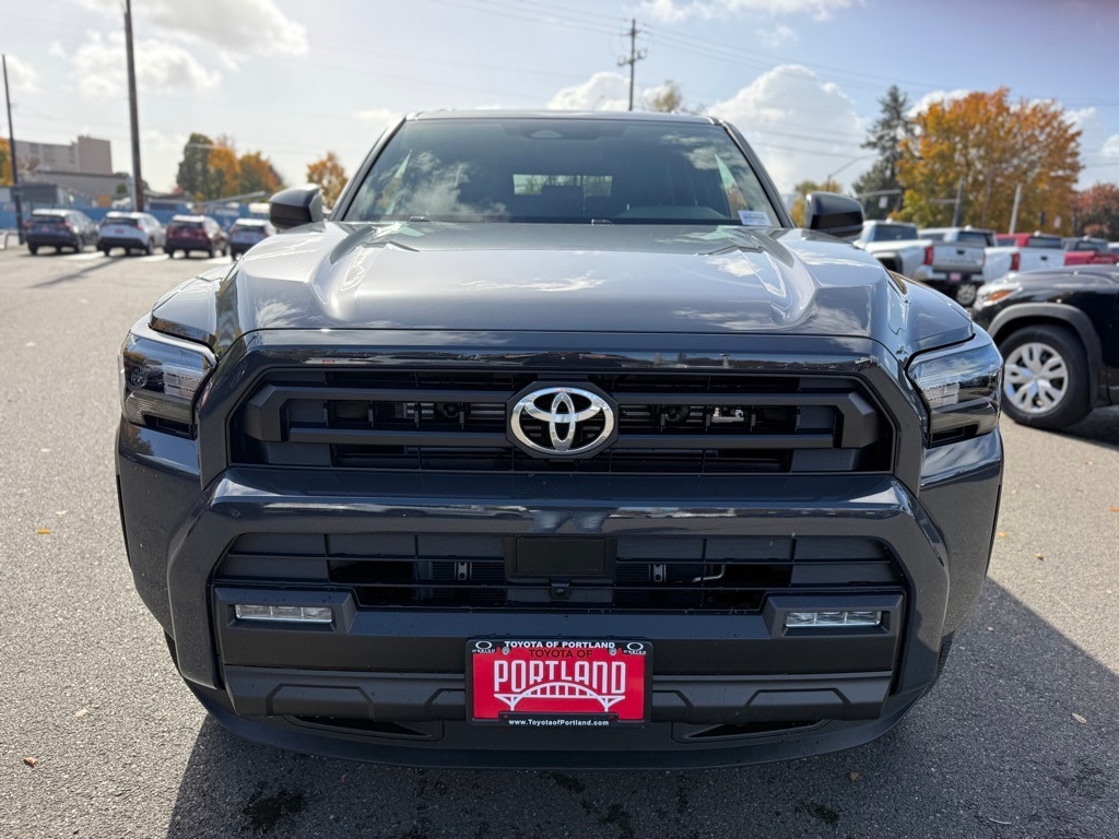 New 2025 Toyota 4Runner SR5 4WD SR5