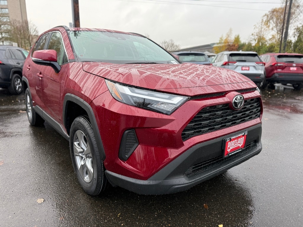 New 2025 Toyota RAV4 Hybrid XLE XLE AWD SUV