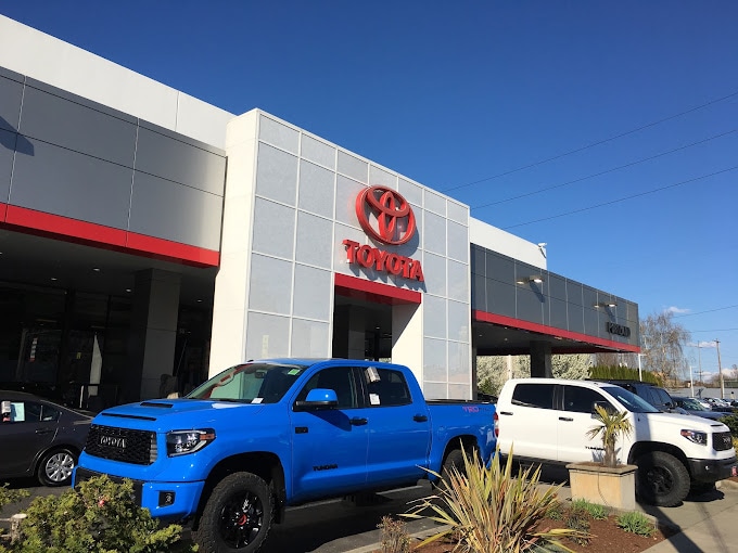 Toyota of Portland