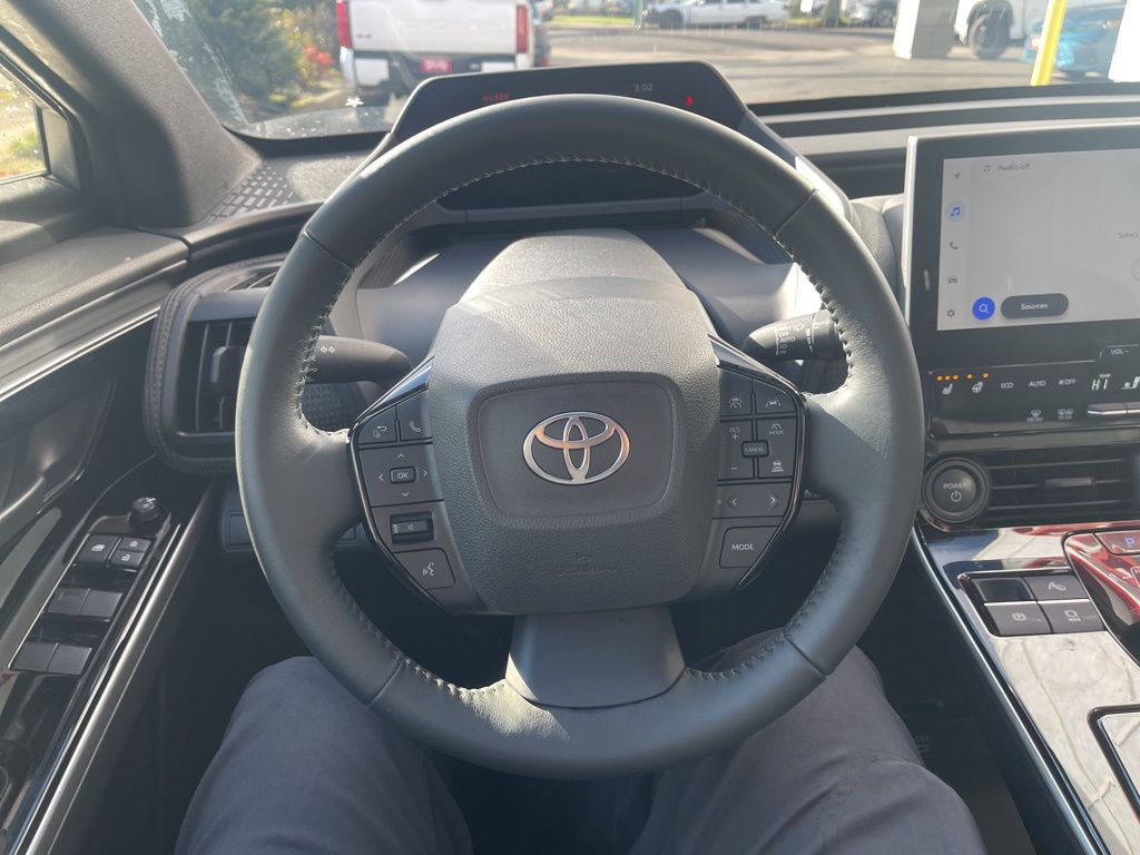 2025 Toyota bZ4X XLE - Photo 23