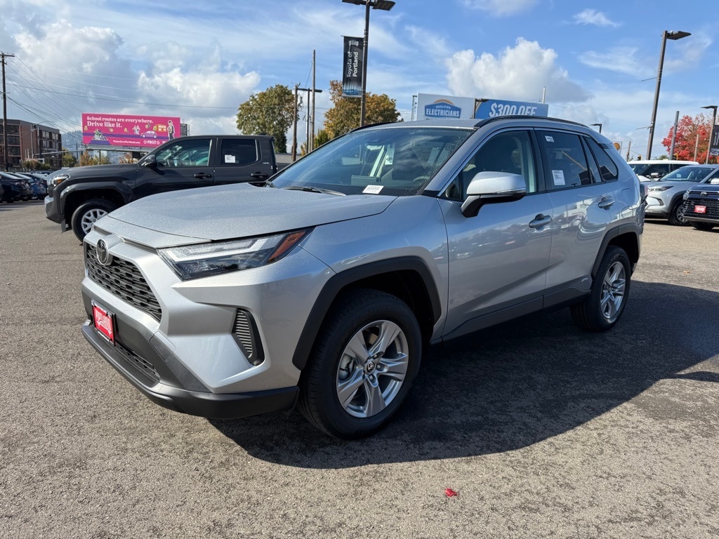 New 2025 Toyota RAV4 Hybrid XLE XLE AWD SUV