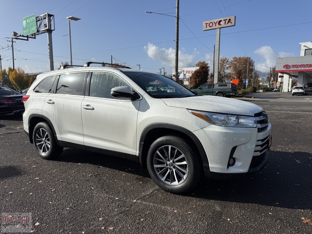 Used 2019 Toyota Highlander XLE SUV