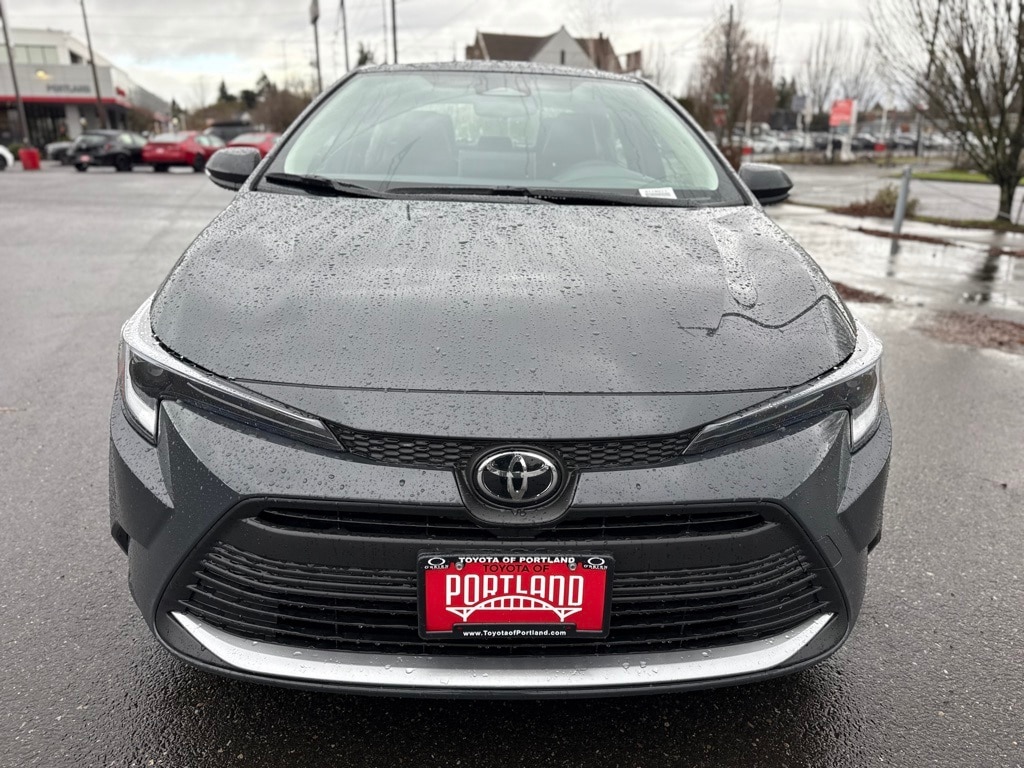 New 2026 Toyota Corolla Hybrid XLE XLE SEDAN