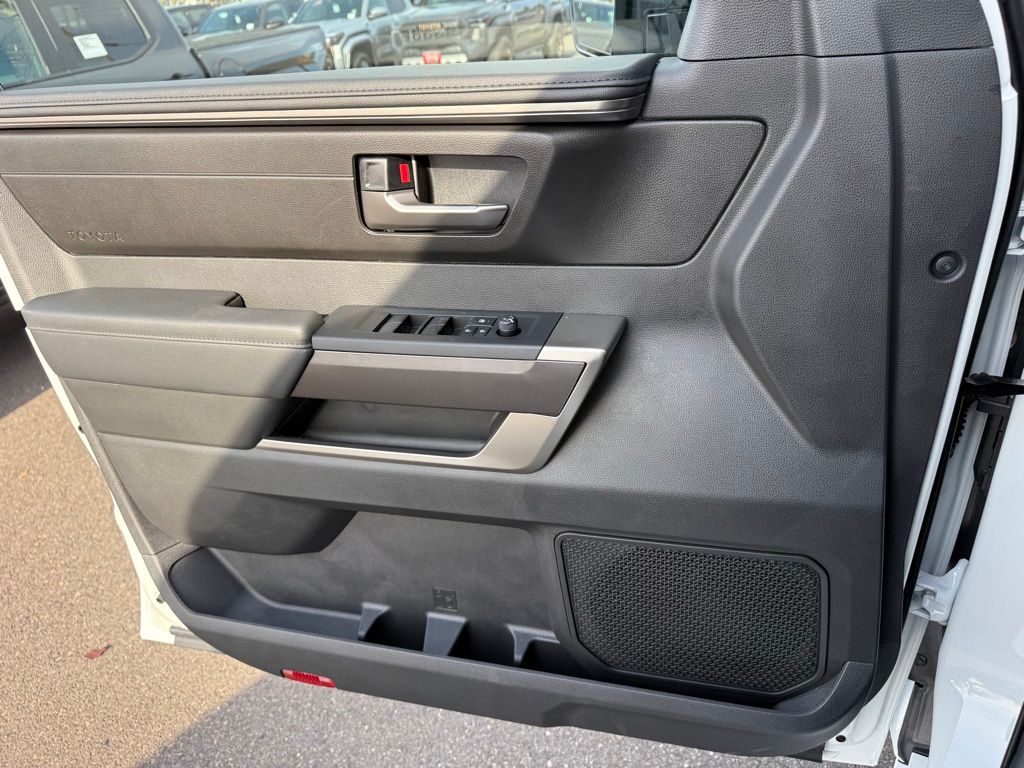 2026 Toyota Tundra SR5 - Photo 22