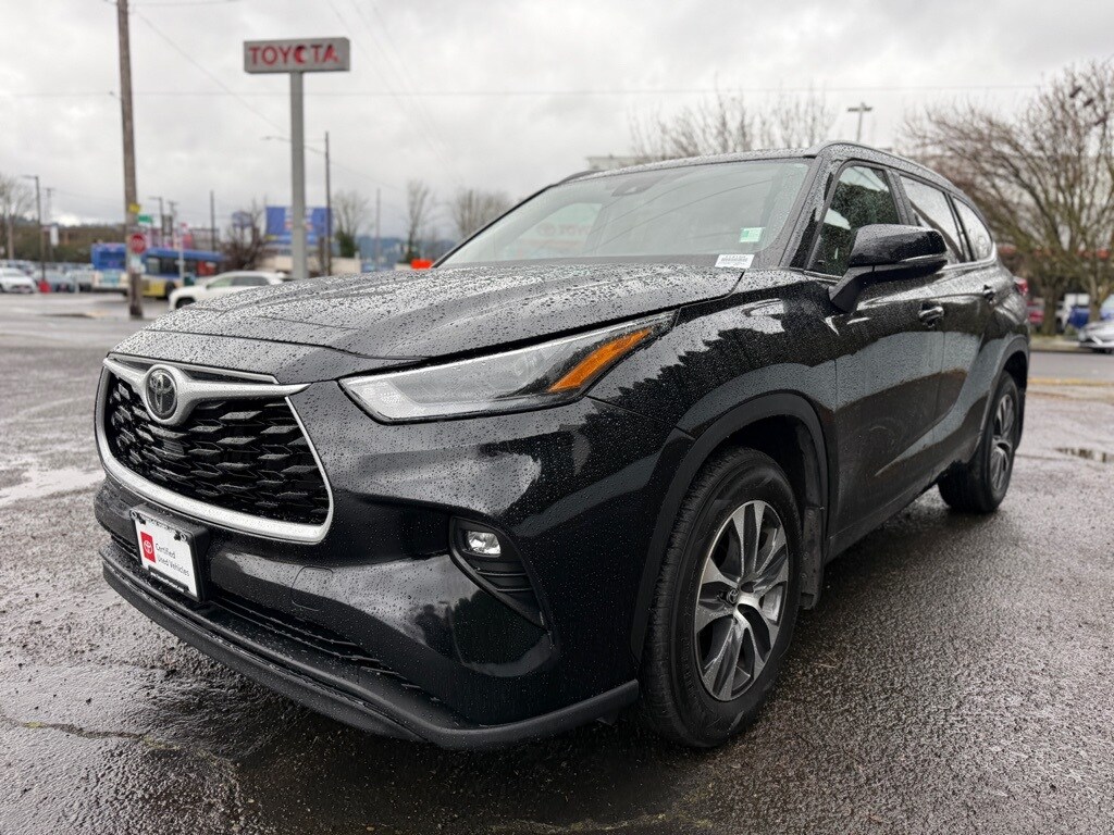 Certified 2023 Toyota Highlander XLE SUV