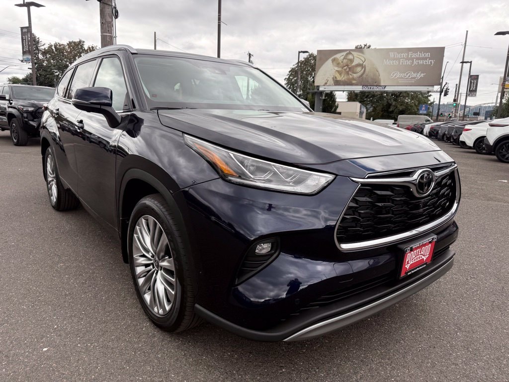 New 2026 Toyota Highlander Platinum PLATINUM AWD