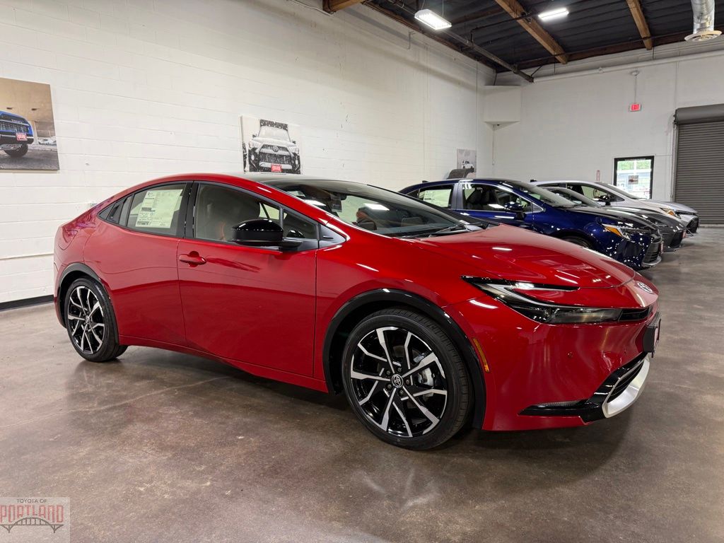 2026 Toyota Prius XSE's photo