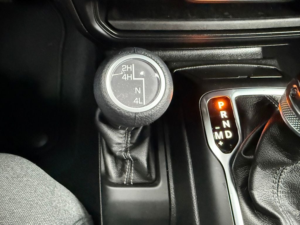 2025 Jeep Wrangler 4-Door Sport S - Photo 20