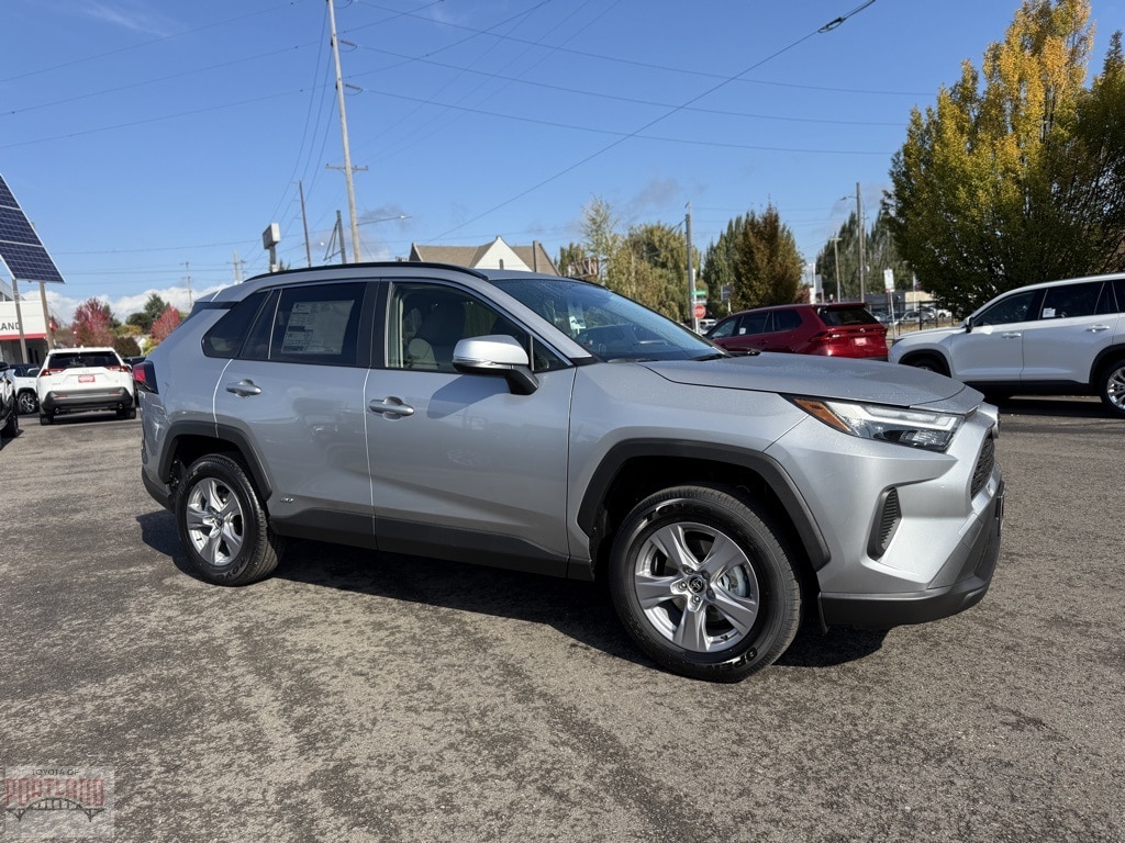 New 2025 Toyota RAV4 Hybrid XLE XLE AWD SUV