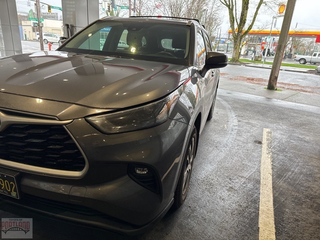 Used 2023 Toyota Highlander XLE SUV