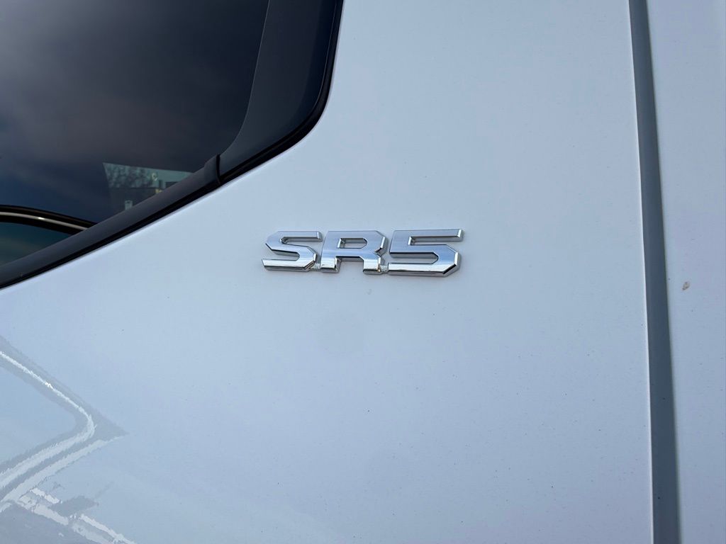 2026 Toyota Tundra SR5 - Photo 14