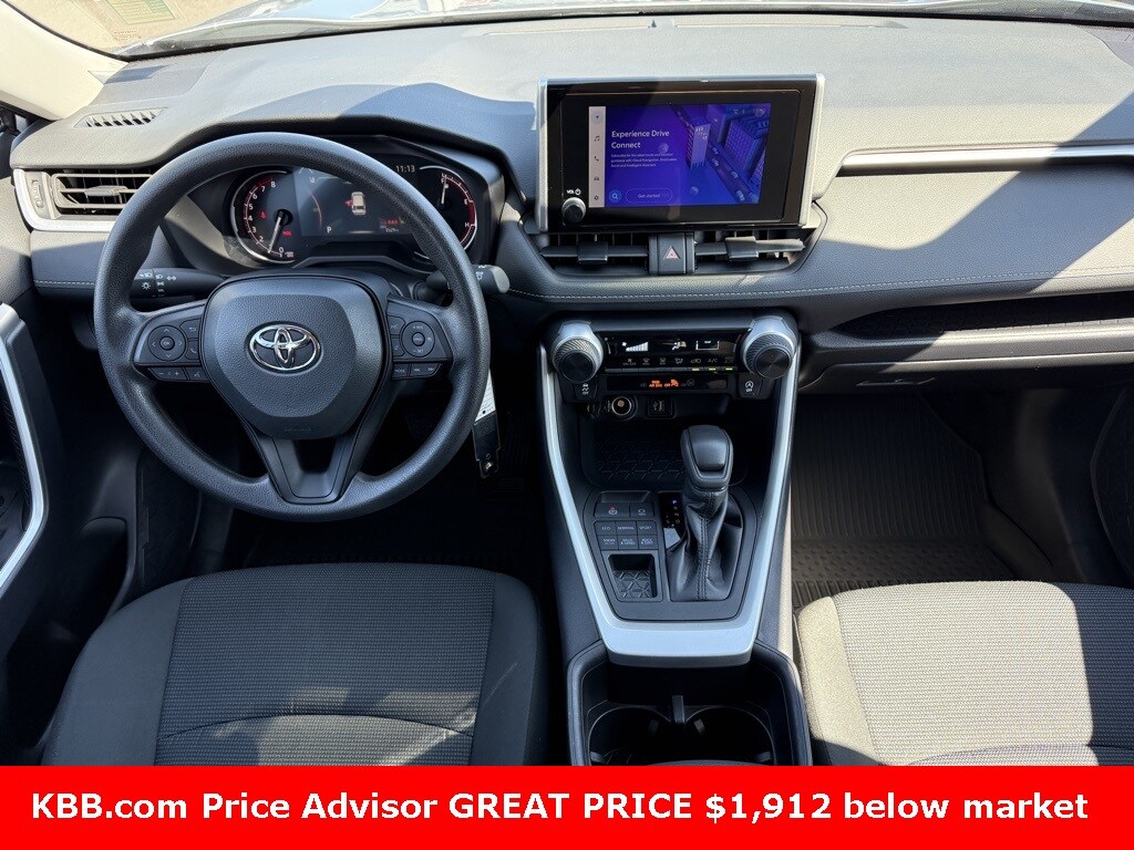 2025 Toyota RAV4 LE photo 2