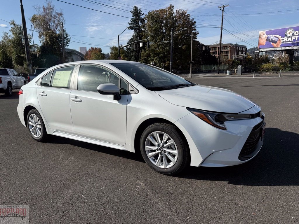 2027 Toyota Corolla LE
