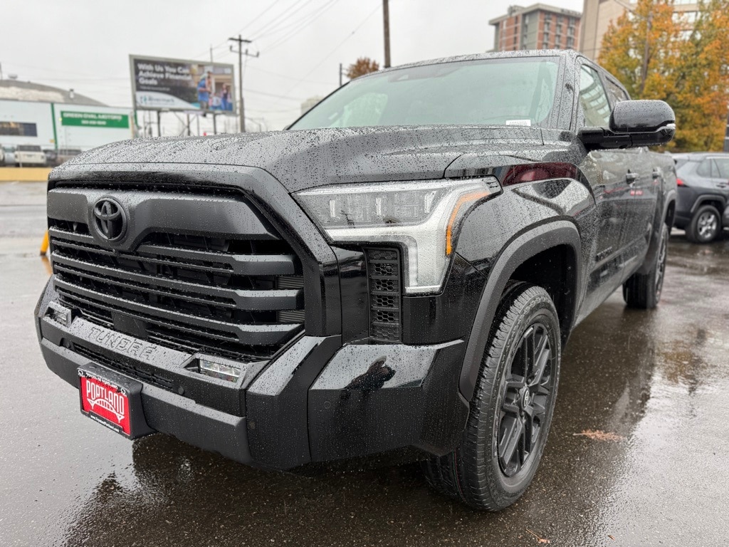 New 2026 Toyota Tundra Limited LIMITED CREWMAX 5.5