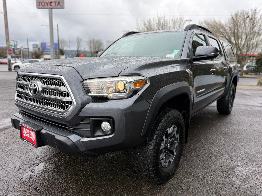 Used 2016 Toyota Tacoma TRD Off-Road Truck