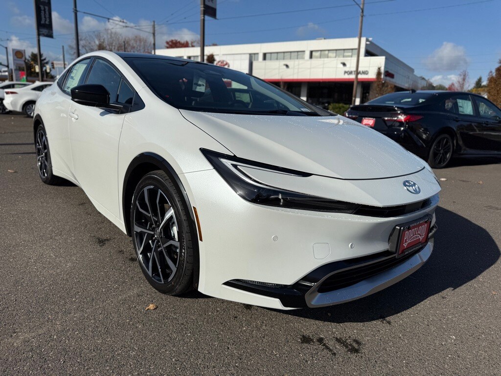 New 2026 Toyota Prius Plug-in Hybrid XSE PLUG-IN HYBRID