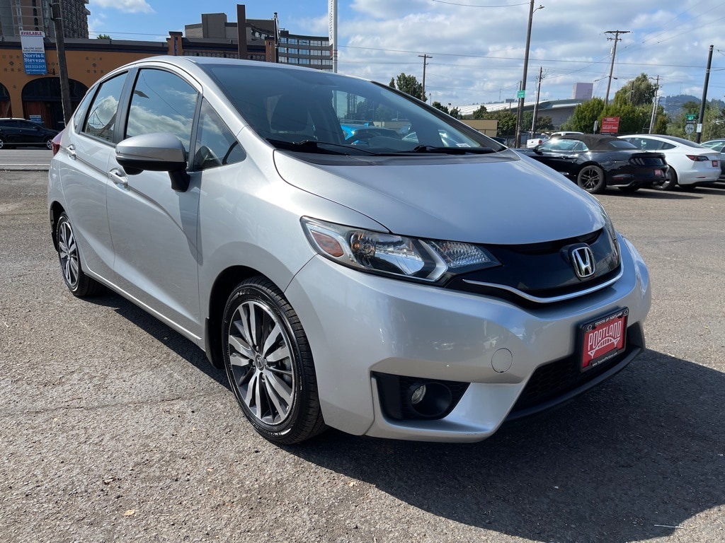 Used 2016 Honda Fit EX with VIN JHMGK5H7XGX037080 for sale in Portland, OR