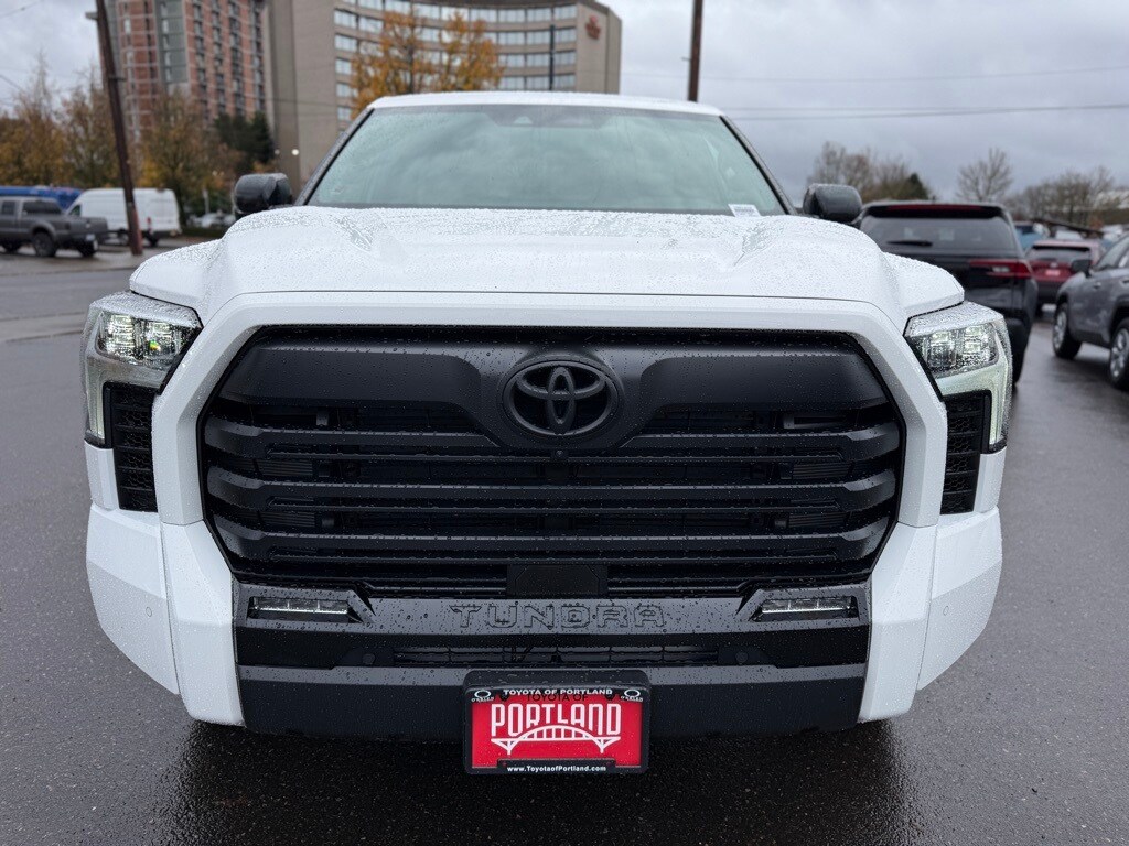 New 2026 Toyota Tundra Limited LIMITED CREWMAX 5.5