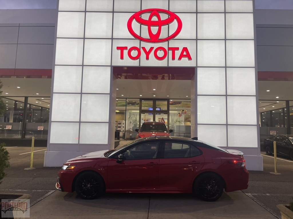 2024 Toyota Camry XSE's photo