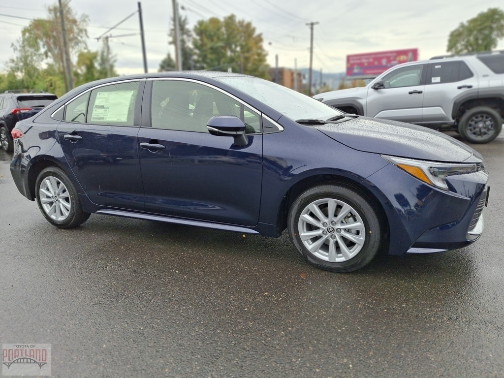 New 2026 Toyota Corolla Hybrid XLE XLE SEDAN