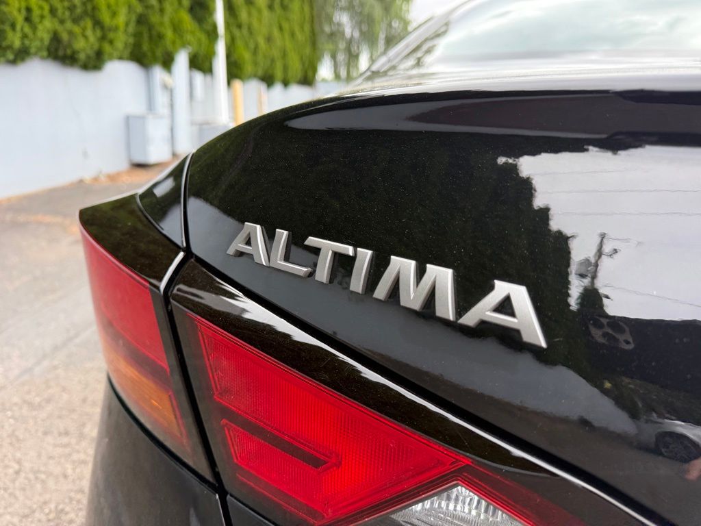 2025 Nissan Altima SV - Photo 7