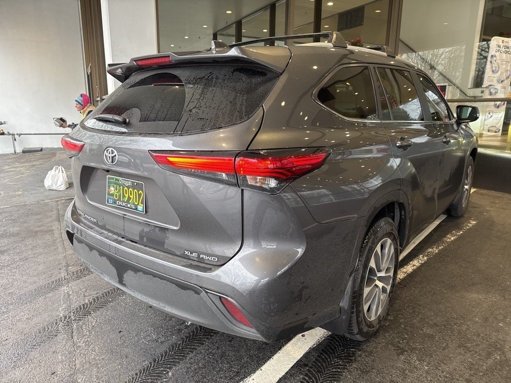 Used 2023 Toyota Highlander XLE SUV