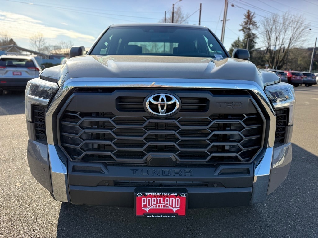 New 2026 Toyota Tundra SR5 SR5 CREWMAX 6.5