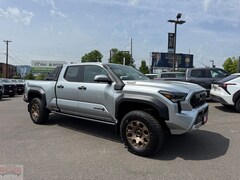 2026 Toyota Tacoma i-FORCE MAX Trailhunter 4X4 DBL CAB LB HV
