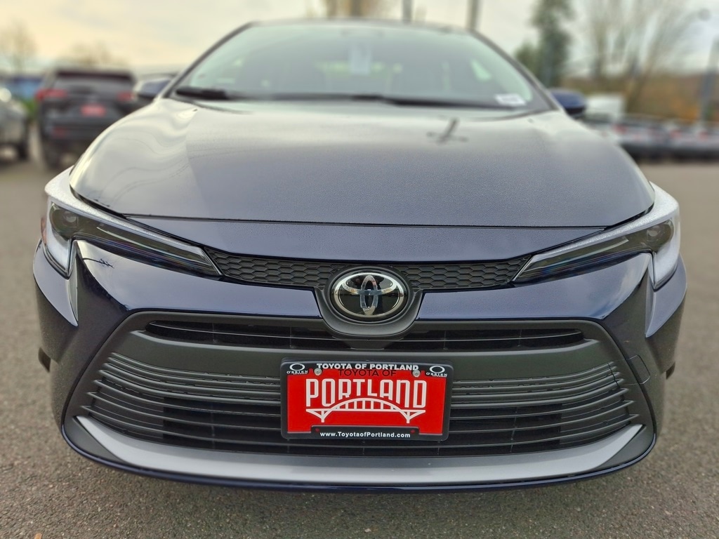 New 2026 Toyota Corolla Hybrid XLE XLE SEDAN