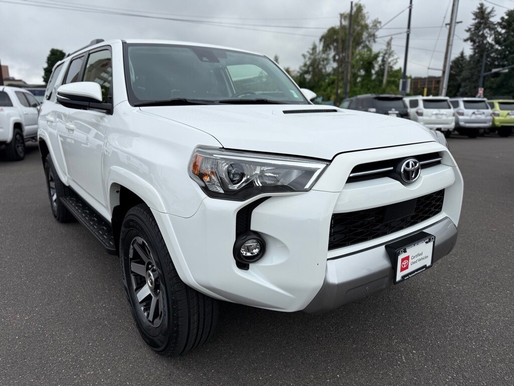 2024 Toyota 4Runner TRD Off-Road Premium photo 2