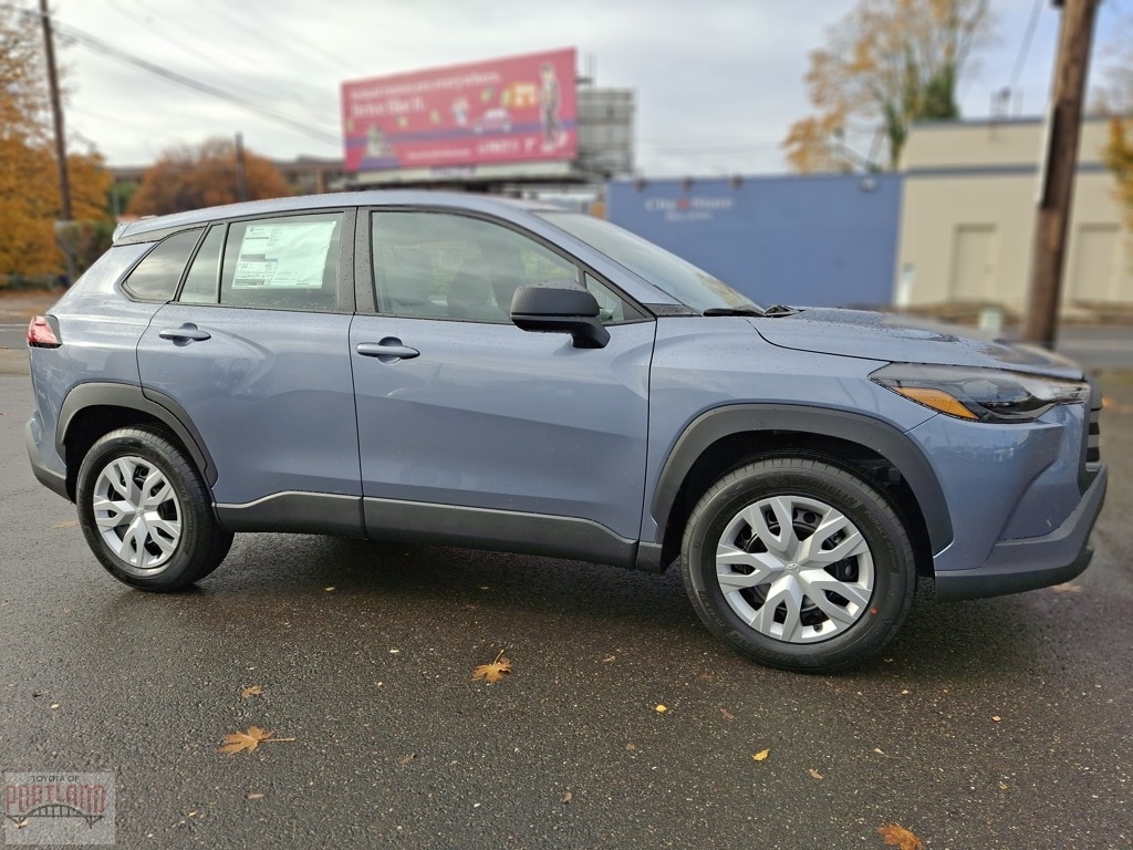 2026 Toyota Corolla Cross L's photo