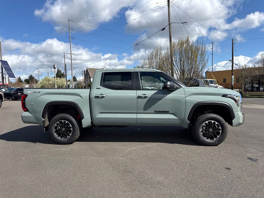 2026 Toyota Tundra SR5 - Photo 11