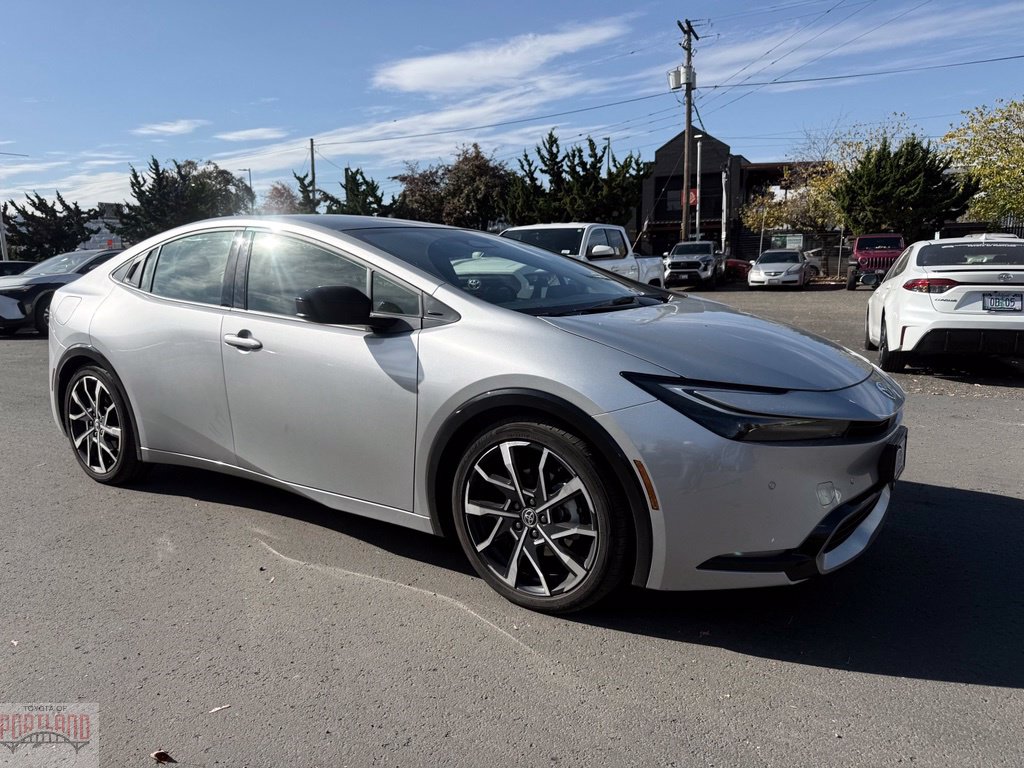 2026 Toyota Prius Plug-in Hybrid XSE