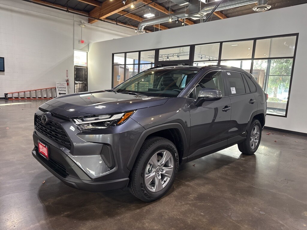 New 2025 Toyota RAV4 Hybrid XLE XLE AWD SUV