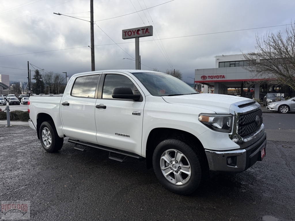 2021 Toyota Tundra SR5's photo