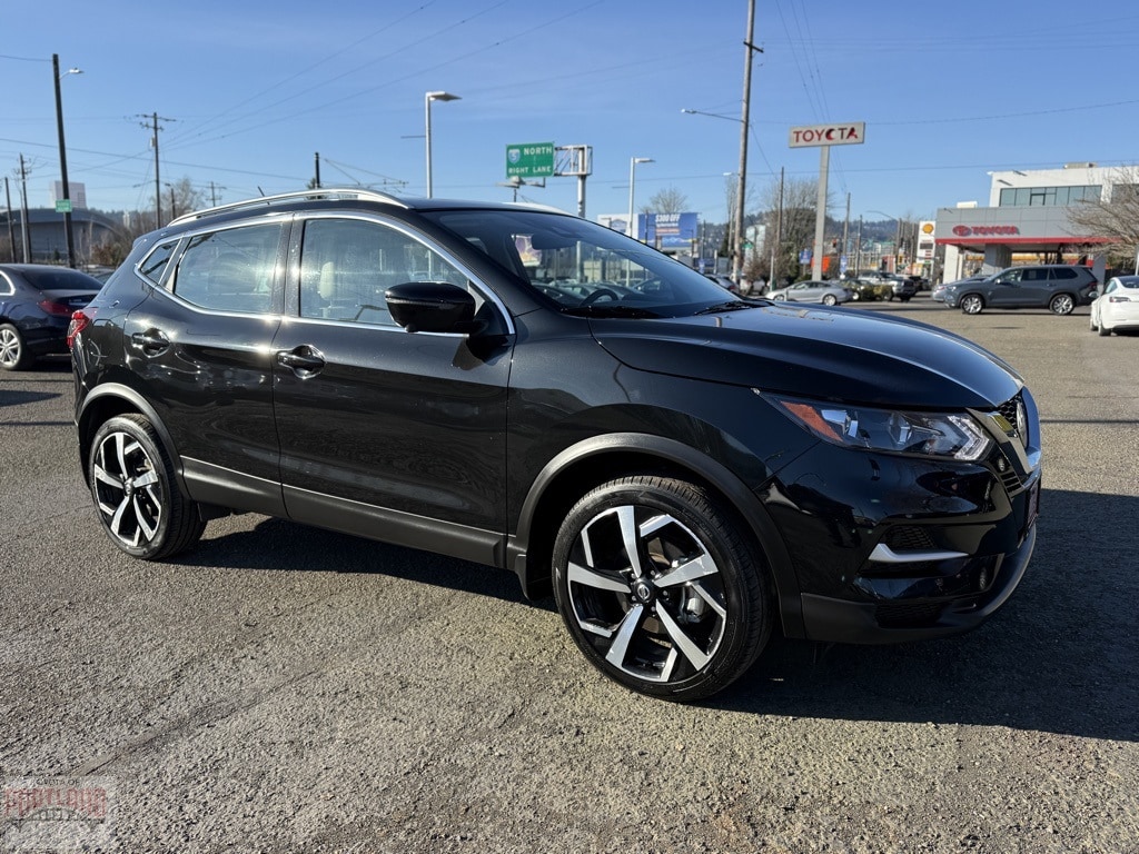 Used 2022 Nissan Rogue Sport SL SUV