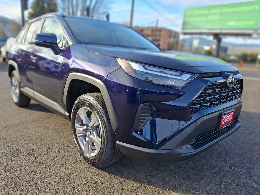 New 2025 Toyota RAV4 Hybrid XLE XLE AWD SUV